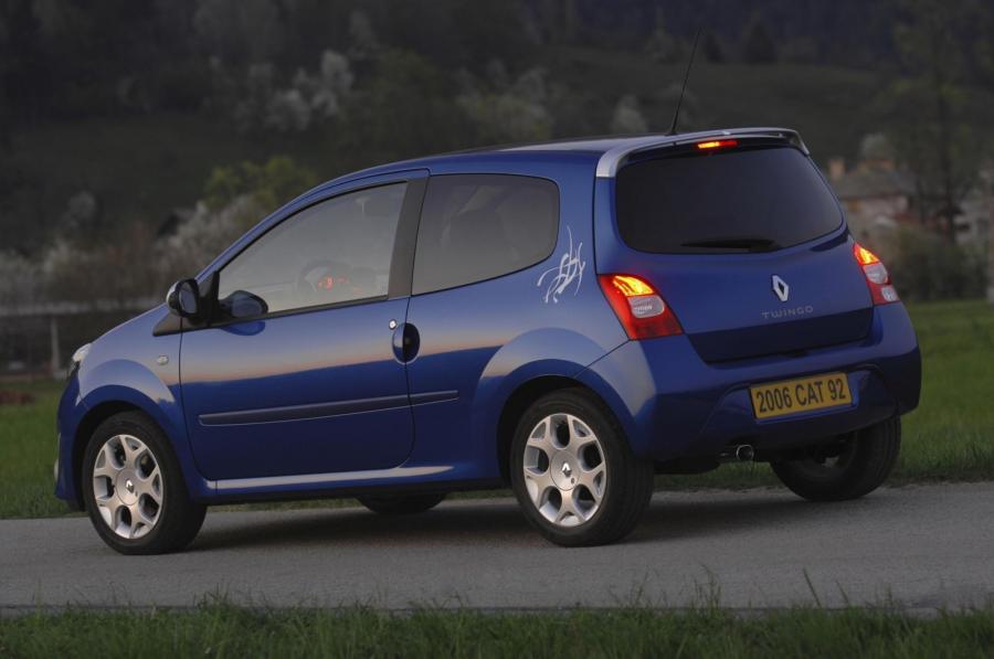 Renault Twingo 2007 года  (фото 31 из 91)